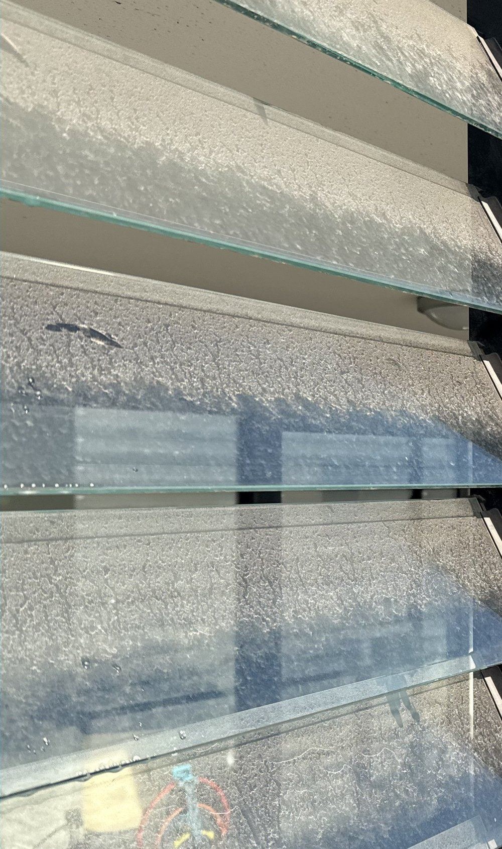 Louvre window cleaning before and after comparison, before clean