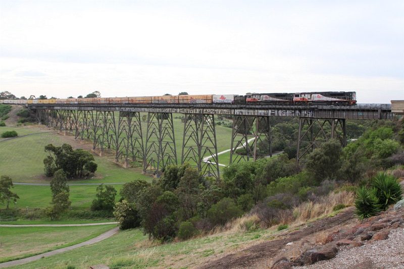 Rail viaduct bridge near Broadmeadows Valley Park, Gowanbrae - window cleaning Gowanbrae
